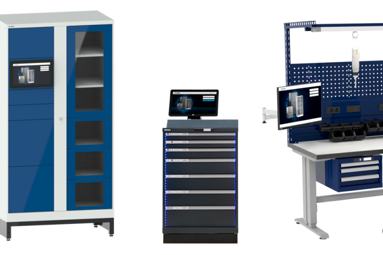 Mobilier d'atelier avec armoire, caisse à outils et espace de travail équipé d'écrans.